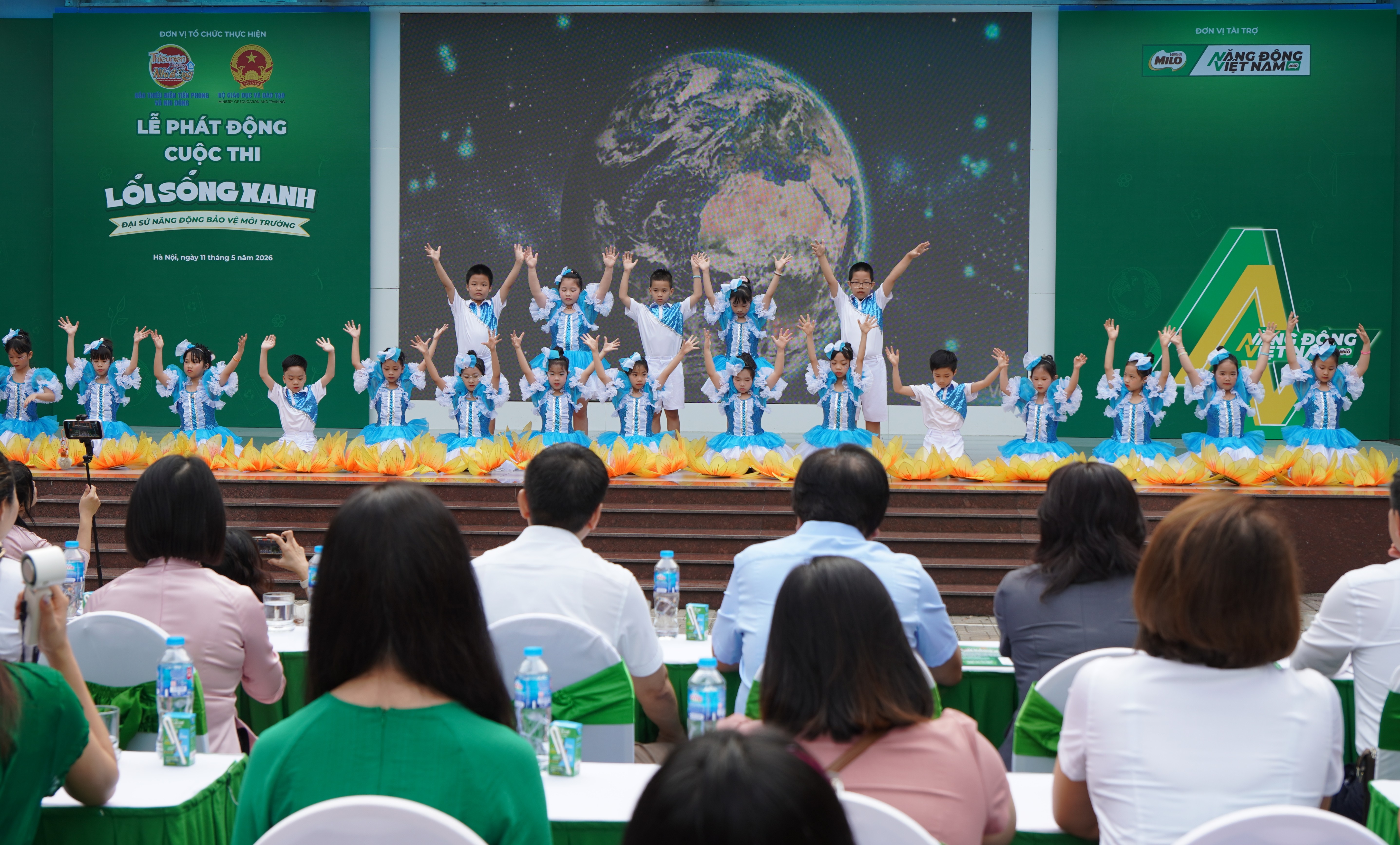 Lễ phát động cuộc thi “Lối sống xanh - Đại sứ năng động bảo vệ môi trường” diễn ra sáng 11/5 tại Trường Tiểu học Phương Mai (