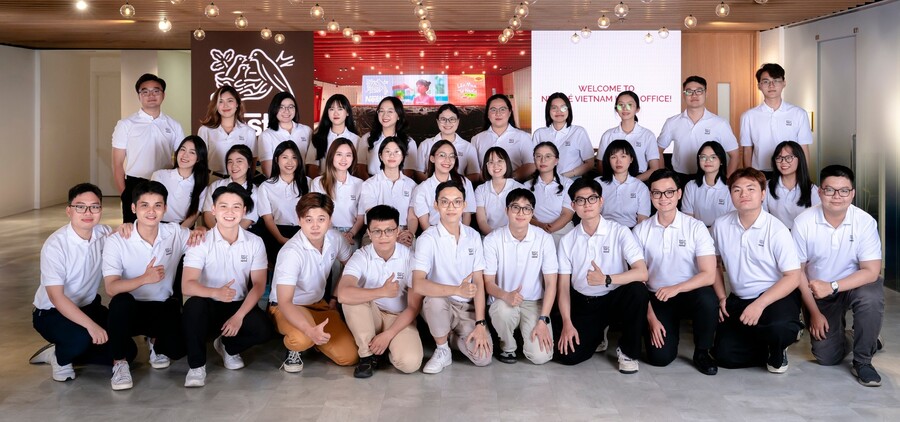 Nestlé mỗi năm đều trao hàng trăm cơ hội việc làm đến các bạn sinh viên thông qua các chương trình tuyển chọn Quản trị viên t