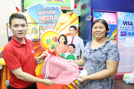 4Chọn bữa sáng với Nestlé