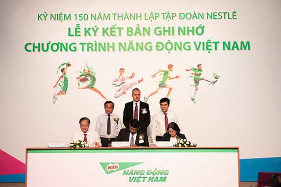 4lễ ký kết bản ghi nhớ chương trình năng động việt nam