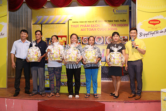 7Nestlé Professional phối hợp Cục Vệ sinh An toàn Thực phẩm