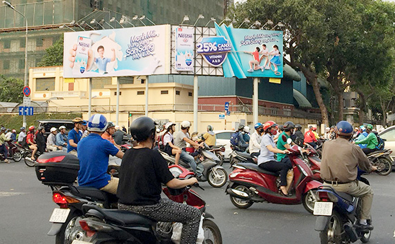 8Sữa tiệt trùng NESTLÉ mới đảm bảo 25% nhu cầu canxi mỗi ngày