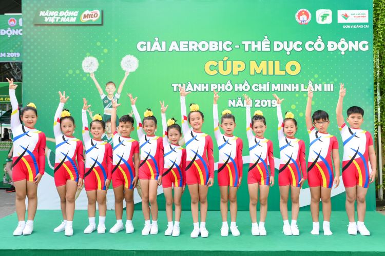 5Khai mạc giải Aerobic - Thể dục cổ động cúp Milo Tp.HCM lần III