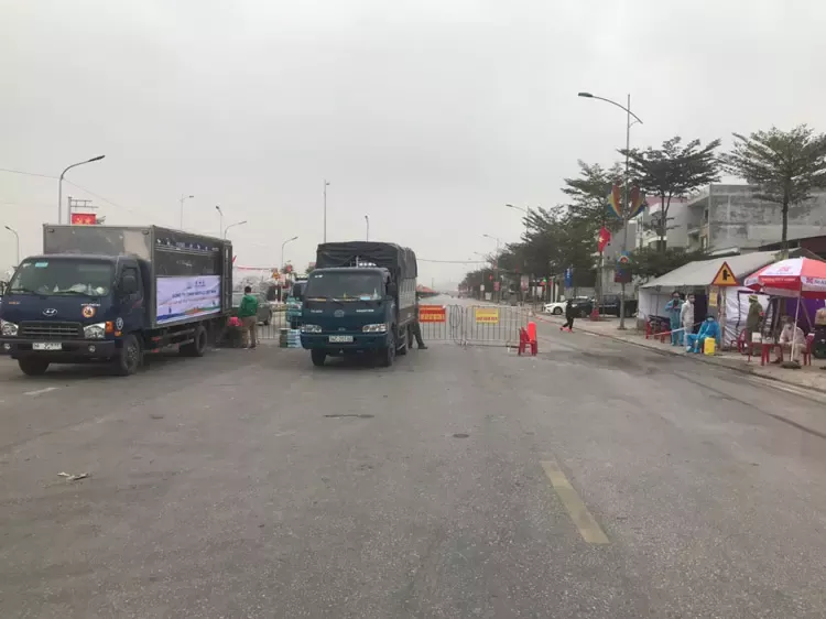 22Nestle-van-chuyen-san-pham-ho-tro-diem-cach-ly-tai-TP-Chi-Linh-Hai-Duong-1