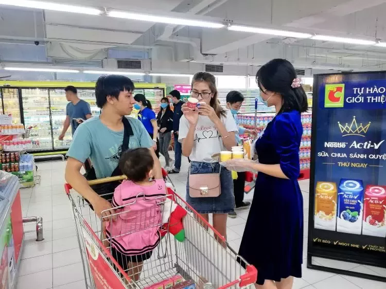 2Nestlé Việt Nam lần đầu giới thiệu Sữa chua sánh quyện Nestlé ACTI-V