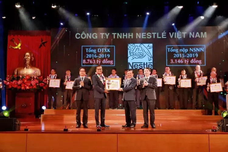 2Nestlé được Bộ Tài Chính vinh danh Top 30 đơn vị nộp thuế tiêu biểu