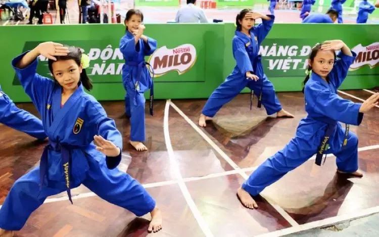 5 môn thể thao cha mẹ cho con vận động từ sớm 1