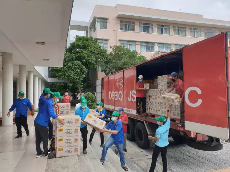 5Nestlé Hỗ Trợ 700.000 Sản Phẩm Chống Dịch Covid-19