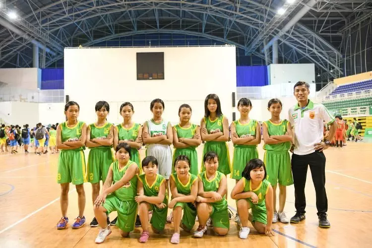 8Khai mạc giải bóng rổ cúp Milo