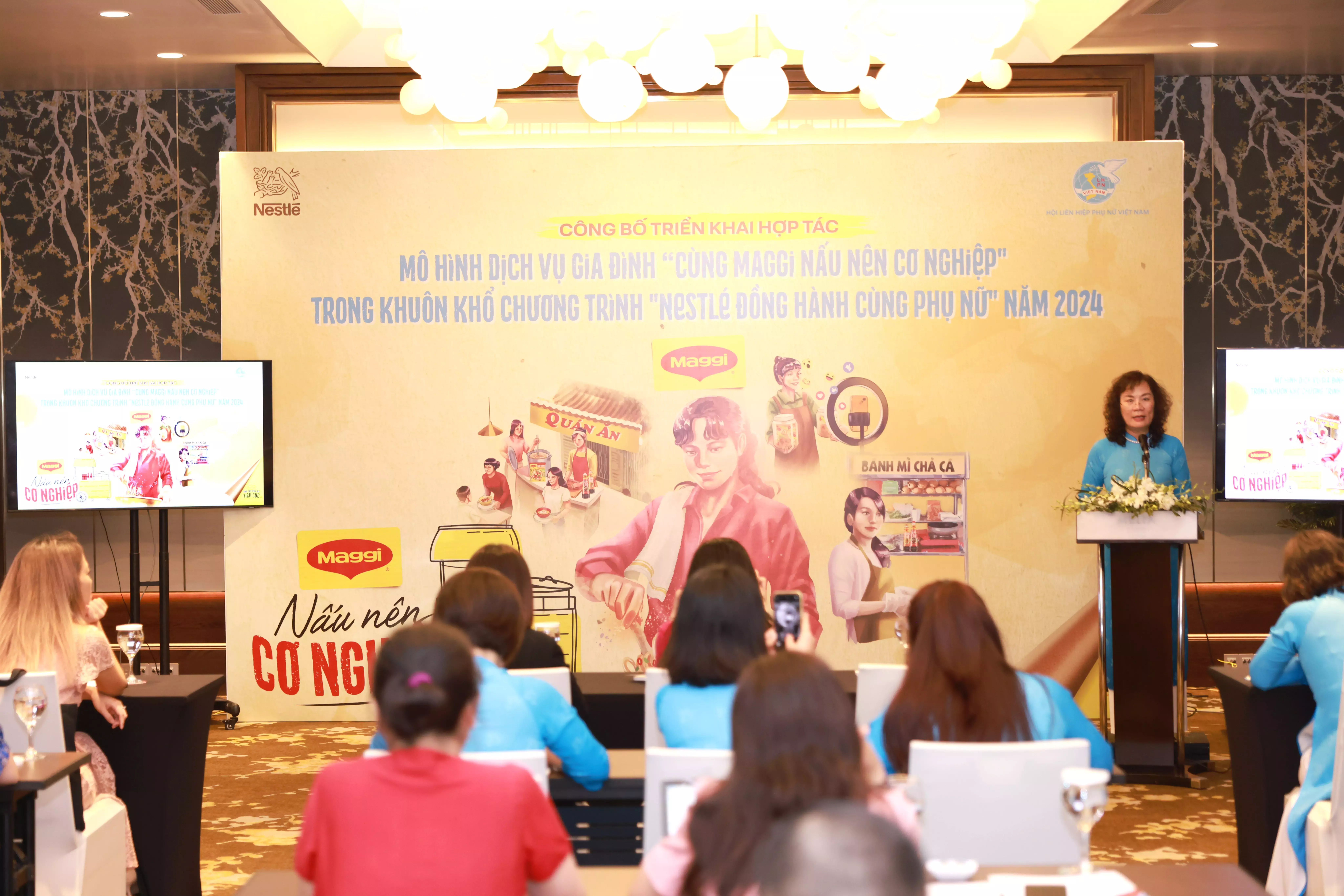 Bà Trương Thị Thu Thủy, Ủy viên Đoàn chủ tịch, Trưởng Ban Gia đình - Xã hội, Hội LHPN Việt Nam phát biểu