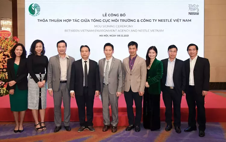 Cam kết trung hoà nhựa đến năm 2025 4