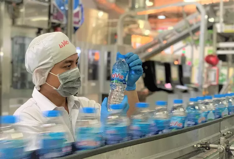 Dây chuyền đóng chai nước khoáng thiên nhiên La Vie