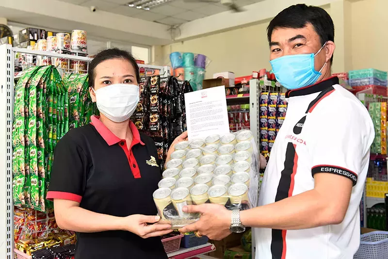Chung tay cùng chính phủ hỗ trợ tuyến đầu chống dịch