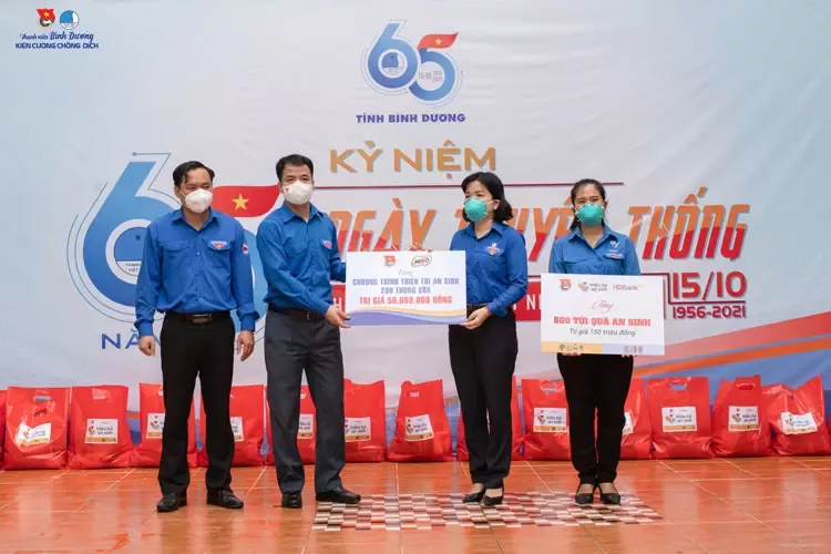 Nestle Việt Nam đồng hành cùng chương trình “Triệu túi an sinh”