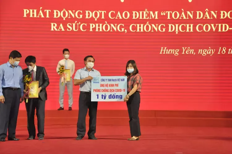 7Nestlé Việt Nam tiếp sức dinh dưỡng phòng chống dịch Covid–19
