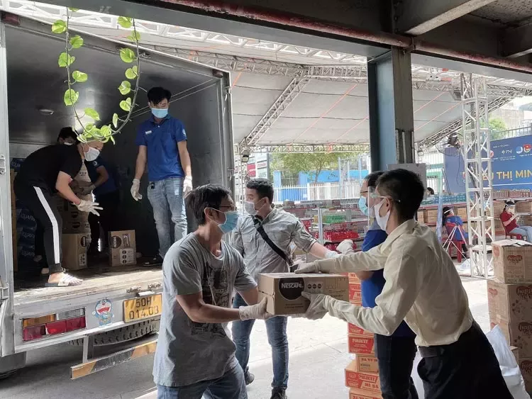 Nestlé Việt Nam sát cánh cùng các tỉnh thành phía Nam phòng chống dịch 2