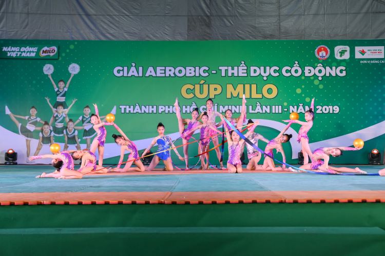 7Khai mạc giải Aerobic - Thể dục cổ động cúp Milo Tp.HCM lần III
